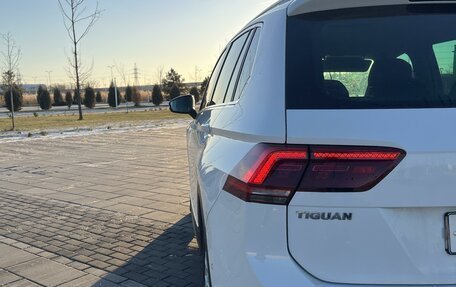 Volkswagen Tiguan II, 2017 год, 2 820 000 рублей, 4 фотография