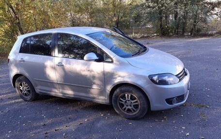 Volkswagen Golf Plus II, 2010 год, 740 000 рублей, 2 фотография