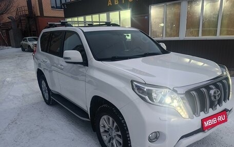 Toyota Land Cruiser Prado 150 рестайлинг 2, 2016 год, 4 690 000 рублей, 5 фотография