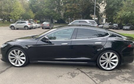 Tesla Model S I, 2013 год, 2 490 000 рублей, 2 фотография