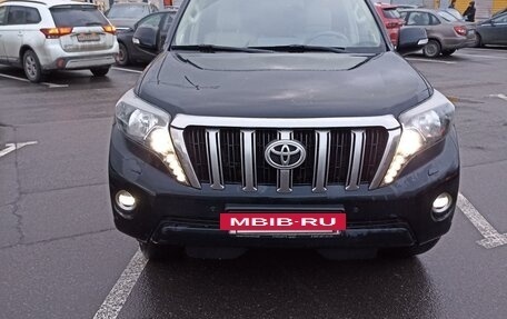 Toyota Land Cruiser Prado 150 рестайлинг 2, 2016 год, 3 400 000 рублей, 3 фотография