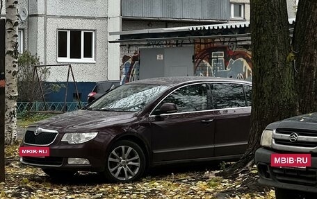 Skoda Superb III рестайлинг, 2010 год, 1 250 000 рублей, 33 фотография