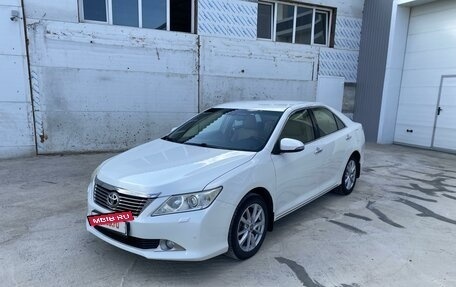 Toyota Camry, 2012 год, 1 850 000 рублей, 4 фотография