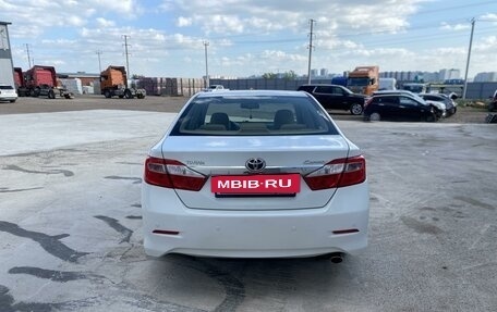 Toyota Camry, 2012 год, 1 850 000 рублей, 6 фотография