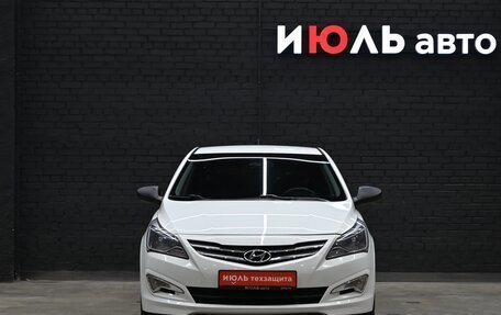 Hyundai Solaris II рестайлинг, 2014 год, 870 000 рублей, 2 фотография