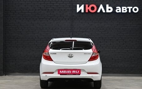 Hyundai Solaris II рестайлинг, 2014 год, 870 000 рублей, 4 фотография