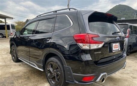 Subaru Forester, 2021 год, 2 310 000 рублей, 2 фотография