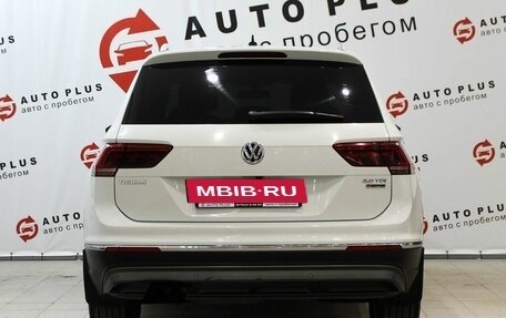 Volkswagen Tiguan II, 2018 год, 2 569 000 рублей, 6 фотография