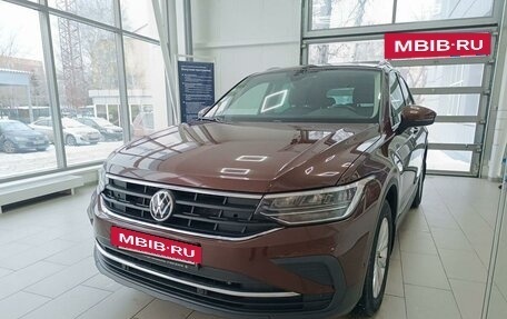 Volkswagen Tiguan II, 2021 год, 3 850 000 рублей, 32 фотография