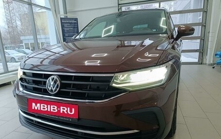 Volkswagen Tiguan II, 2021 год, 3 850 000 рублей, 34 фотография