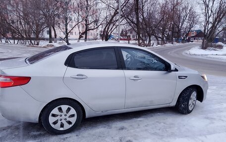 KIA Rio III рестайлинг, 2013 год, 825 000 рублей, 1 фотография