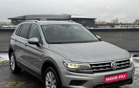 Volkswagen Tiguan II, 2017 год, 2 090 000 рублей, 3 фотография