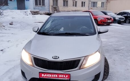 KIA Rio III рестайлинг, 2013 год, 825 000 рублей, 5 фотография