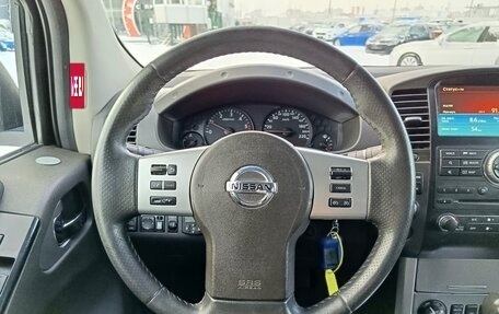 Nissan Navara (Frontier), 2010 год, 1 579 000 рублей, 20 фотография