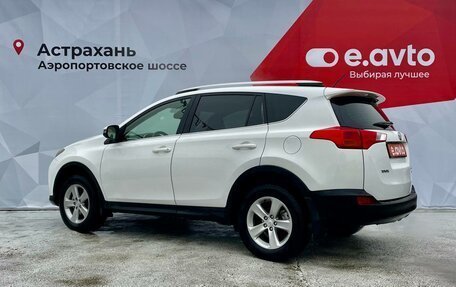 Toyota RAV4, 2014 год, 1 830 000 рублей, 4 фотография