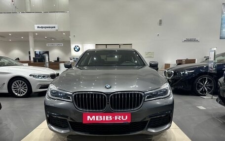 BMW 7 серия, 2018 год, 5 050 000 рублей, 2 фотография