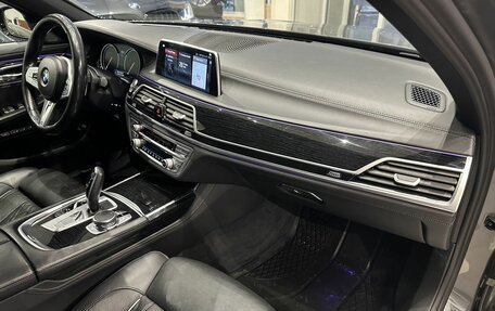 BMW 7 серия, 2018 год, 5 050 000 рублей, 10 фотография