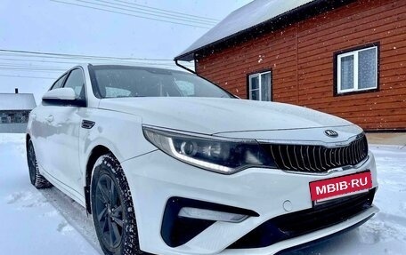 KIA Optima IV, 2019 год, 1 550 000 рублей, 3 фотография