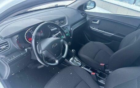 KIA Rio III рестайлинг, 2015 год, 999 000 рублей, 10 фотография