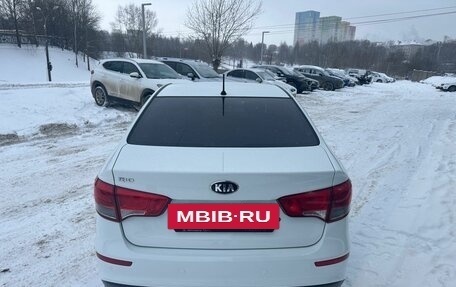 KIA Rio III рестайлинг, 2015 год, 999 000 рублей, 6 фотография