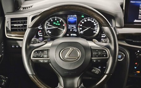 Lexus LX III, 2017 год, 8 800 000 рублей, 13 фотография