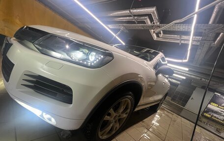 Volkswagen Touareg III, 2011 год, 2 900 000 рублей, 5 фотография