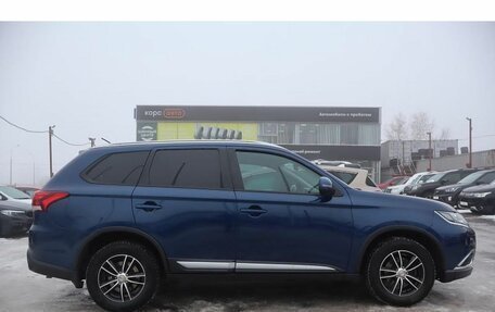 Mitsubishi Outlander III рестайлинг 3, 2015 год, 1 650 000 рублей, 4 фотография