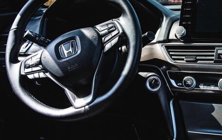 Honda Accord IX рестайлинг, 2021 год, 2 200 000 рублей, 18 фотография