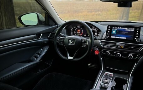 Honda Accord IX рестайлинг, 2021 год, 2 200 000 рублей, 13 фотография