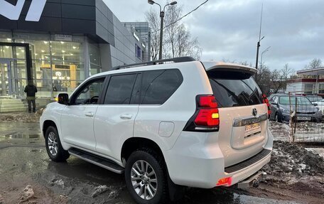 Toyota Land Cruiser Prado 150 рестайлинг 2, 2020 год, 5 555 000 рублей, 6 фотография