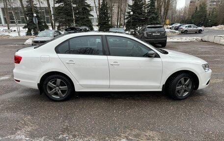 Volkswagen Jetta VI, 2012 год, 1 350 000 рублей, 4 фотография