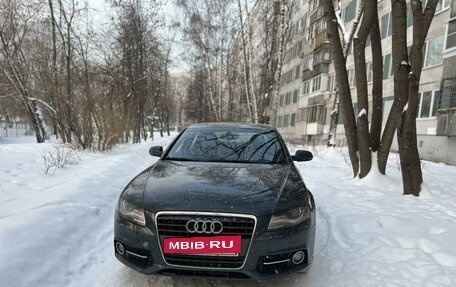 Audi A4, 2011 год, 899 900 рублей, 2 фотография