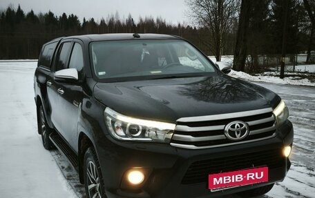 Toyota Hilux VIII, 2018 год, 2 600 000 рублей, 1 фотография