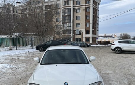 BMW 1 серия, 2011 год, 790 000 рублей, 2 фотография