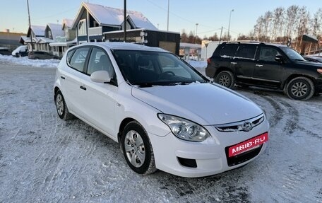 Hyundai i30 I, 2010 год, 649 000 рублей, 3 фотография