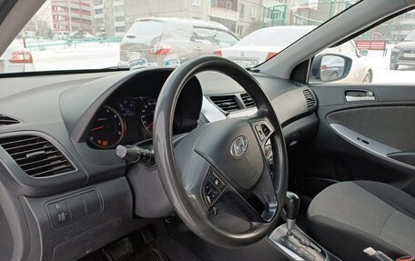 Hyundai Solaris II рестайлинг, 2011 год, 780 000 рублей, 12 фотография