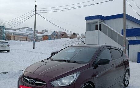 Hyundai Solaris II рестайлинг, 2011 год, 780 000 рублей, 5 фотография