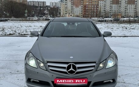 Mercedes-Benz E-Класс, 2009 год, 1 290 000 рублей, 2 фотография