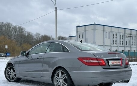 Mercedes-Benz E-Класс, 2009 год, 1 290 000 рублей, 4 фотография