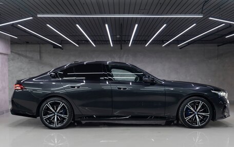 BMW 5 серия, 2024 год, 11 500 000 рублей, 4 фотография