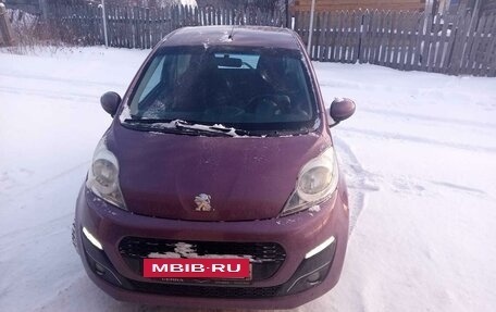 Peugeot 107 I рестайлинг, 2012 год, 460 000 рублей, 2 фотография