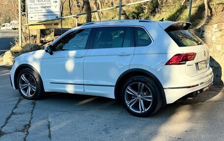 Volkswagen Tiguan II, 2018 год, 3 650 000 рублей, 3 фотография