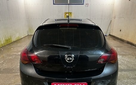 Opel Astra J, 2011 год, 680 000 рублей, 5 фотография