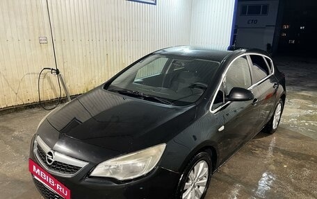 Opel Astra J, 2011 год, 680 000 рублей, 2 фотография