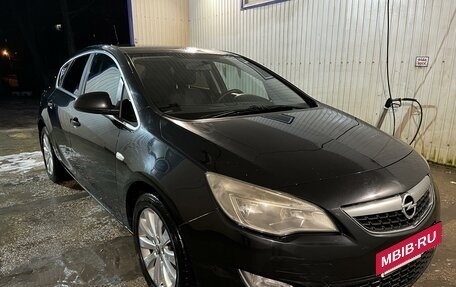 Opel Astra J, 2011 год, 680 000 рублей, 8 фотография