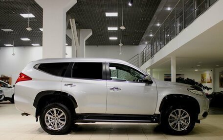 Mitsubishi Pajero Sport III рестайлинг, 2018 год, 3 150 000 рублей, 8 фотография