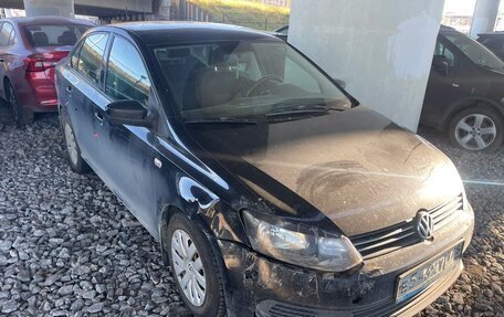 Volkswagen Polo VI (EU Market), 2011 год, 400 000 рублей, 2 фотография