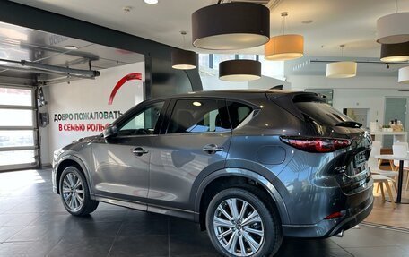 Mazda CX-5 II, 2024 год, 5 730 000 рублей, 4 фотография