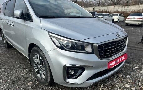 KIA Carnival III, 2019 год, 3 320 000 рублей, 15 фотография