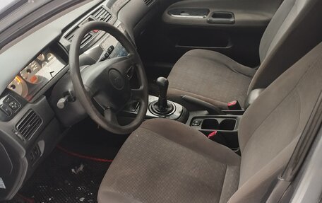 Mitsubishi Lancer IX, 2005 год, 300 000 рублей, 4 фотография